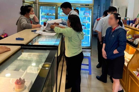 Công bố nguyên nhân khiến một trẻ tử vong sau khi ăn bánh su kem đêm Trung thu