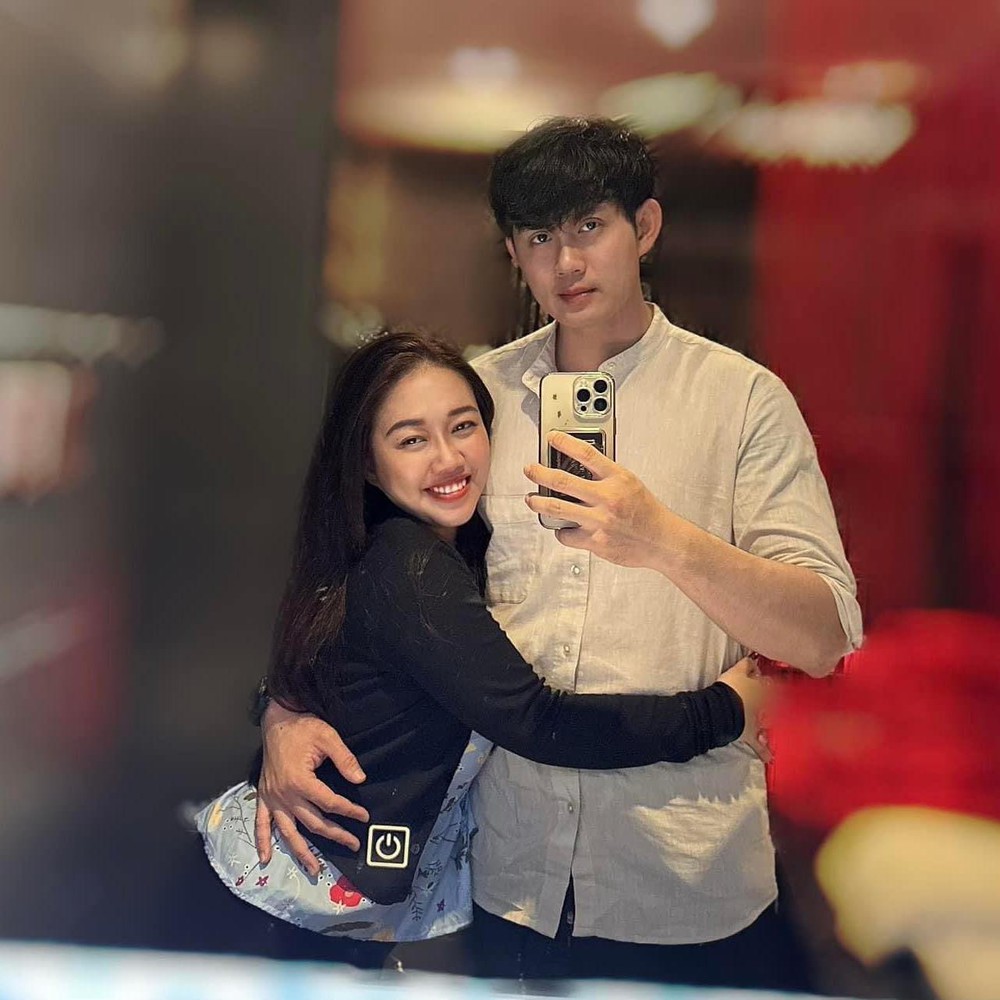 Trai đẹp 1m80 si mê cô gái 1m50, chưa gặp mặt đã cho 5 triệu/tháng, tặng kim cương chứng minh chân thành-1