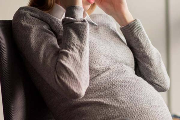 Hà Nội: Tài xế ô tô buồn ngủ, tông hai xe máy rồi lật ngửa ở đường Vành đai 3 trên cao-2