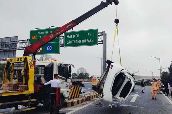 Mặt đỏ, giọng như say rượu, bác xe ôm già bị hủy chuyến, khóa app và sự thật đau lòng phía sau-7