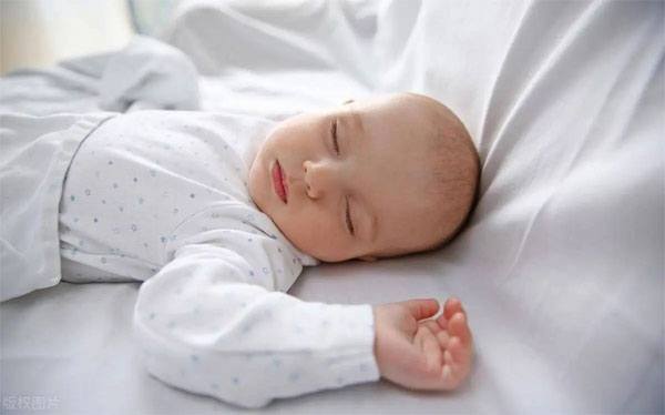 Sự khác biệt rõ rệt khi giao con cho bà ngoại trông, người mẹ ân hận khi trách nhầm-2