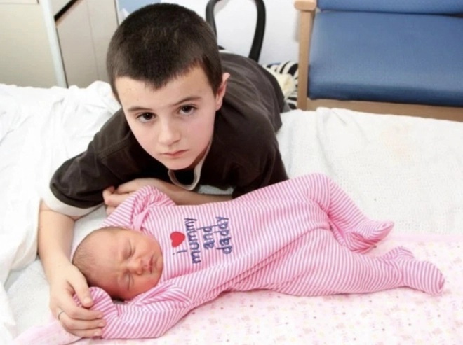 Cậu nhóc từng gây sốc truyền thông toàn cầu vì tuyên bố làm cha ở tuổi 13: Cuộc sống giờ ngập trong bi kịch-1