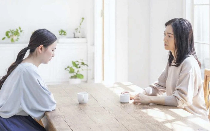 Nhớ lại ánh mắt của nhóm bạn cũ mà tôi uất ức nhục nhã-1