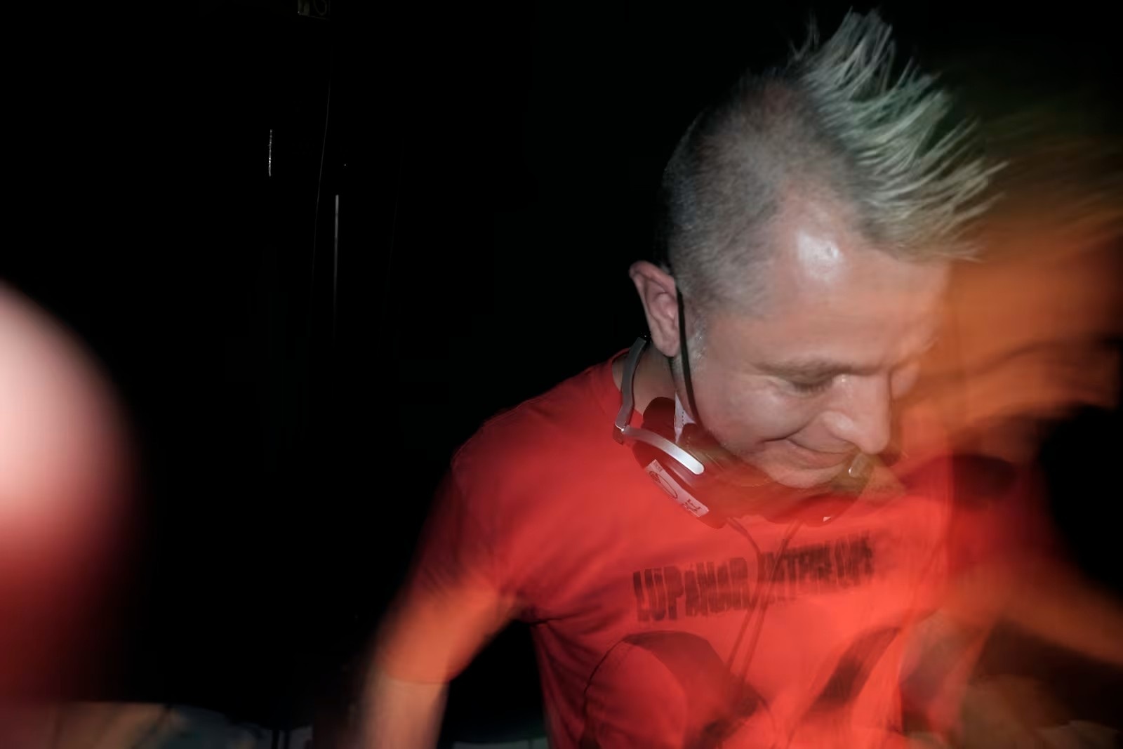 Địa điểm du lịch coi hộp đêm là nhà-3