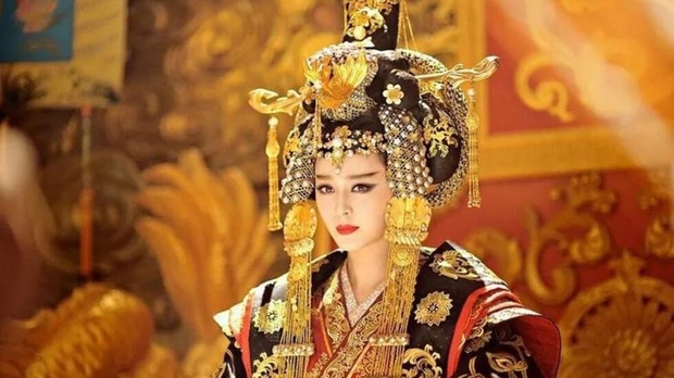 Hoàng đế có 3000 mỹ nhân, thời Võ Tắc Thiên cầm quyền thì hậu cung có bao nhiêu nam sủng?-1