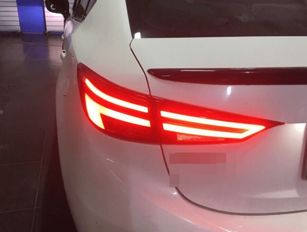 Những loại đèn trên ô tô tài xế mới cần biết-2