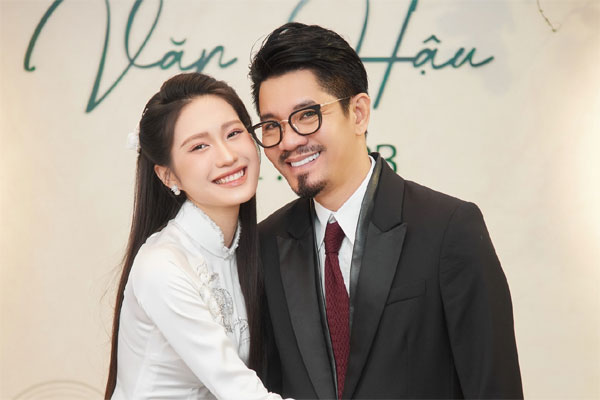 Doãn Hải My về thăm bố mẹ chồng sau lễ cưới, không quên thưởng thức món ăn đặc biệt quê Đoàn Văn Hậu-3