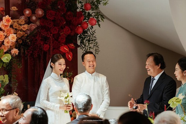 Diễm My 9x xúc động với lời dặn: Con hãy xem bố mẹ chồng như bố mẹ ruột-3