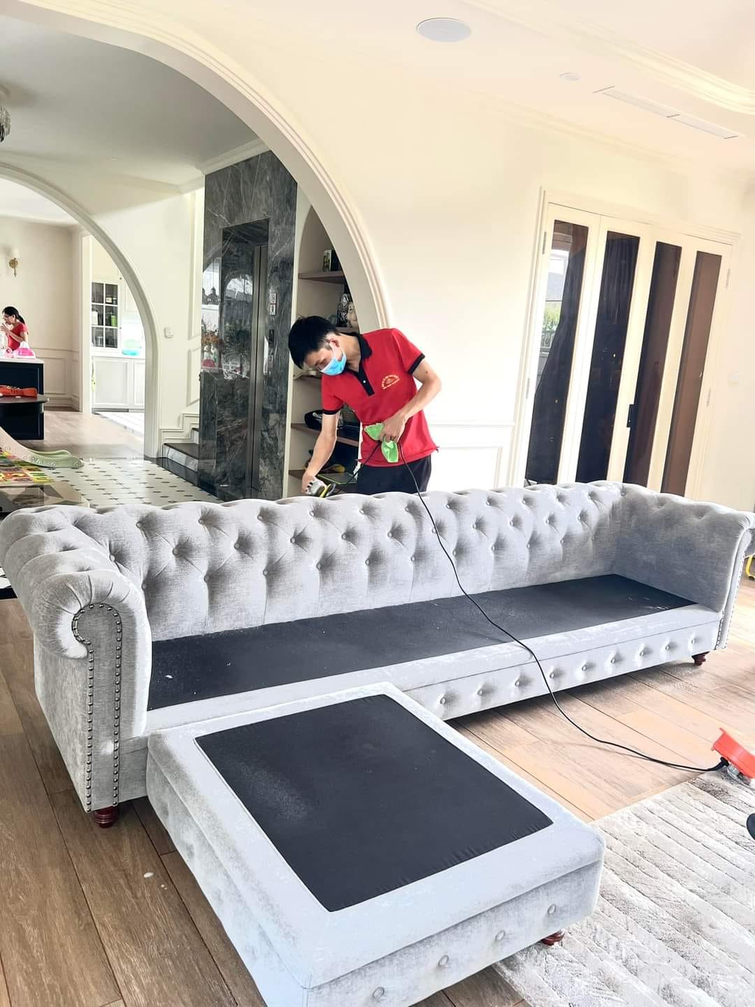 Các nàng dâu, mẹ bỉm đặt dịch vụ nấu ăn tại nhà và dọn dẹp để kịp chạy deadline công việc cuối năm-1