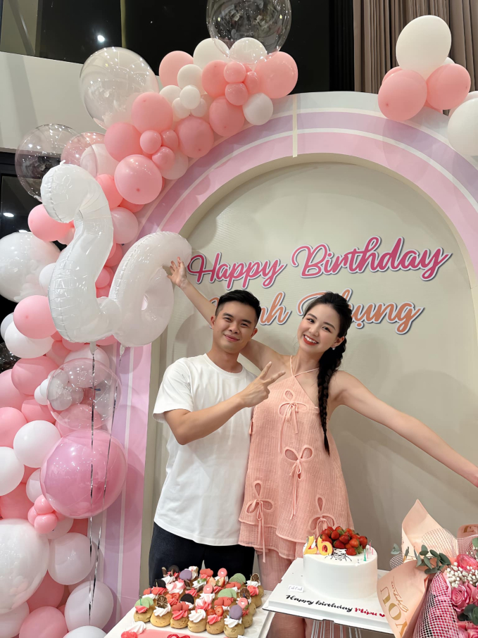 Cô dâu trong đám cưới có 2 triệu người vào xem vì nhan sắc làm chú rể lép vế”: Chồng tôi không phải đại gia”-3