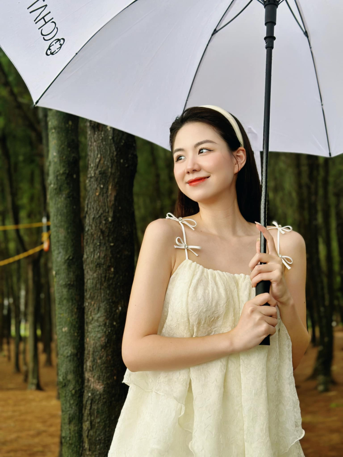 Cô dâu trong đám cưới có 2 triệu người vào xem vì nhan sắc làm chú rể lép vế”: Chồng tôi không phải đại gia”-5