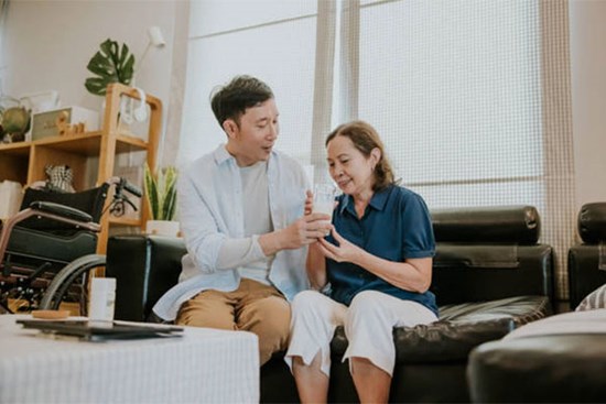 Từng phản đối không cho cưới, 8 năm sau tôi bật khóc vì lời nói của con rể