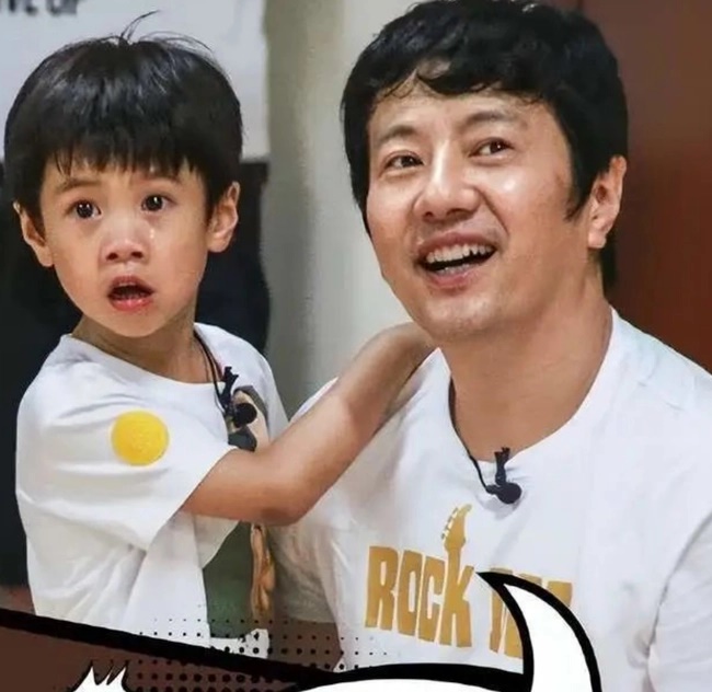 Nam ca sĩ khoe phạt con, nhận chỉ trích nhiều đến nỗi phải sửa bài, cảnh báo: Đừng ai làm theo tôi nhé!-1