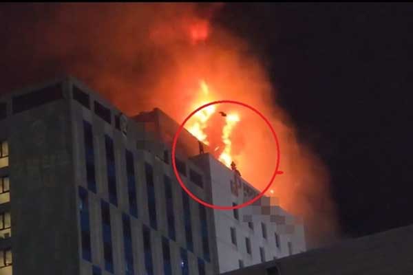 Cháy lớn ở khách sạn Hàn Quốc-2