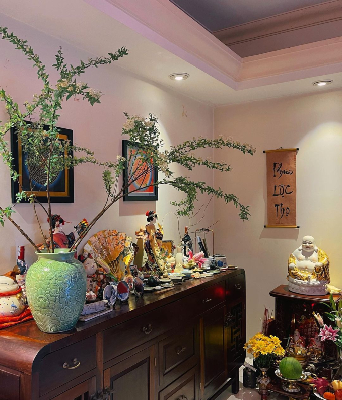 Soi căn hộ ở Hà Nội của Phương Ly: Thiết kế mộc mạc và truyền thống, trái ngược với tính cách của nữ chủ nhân-13