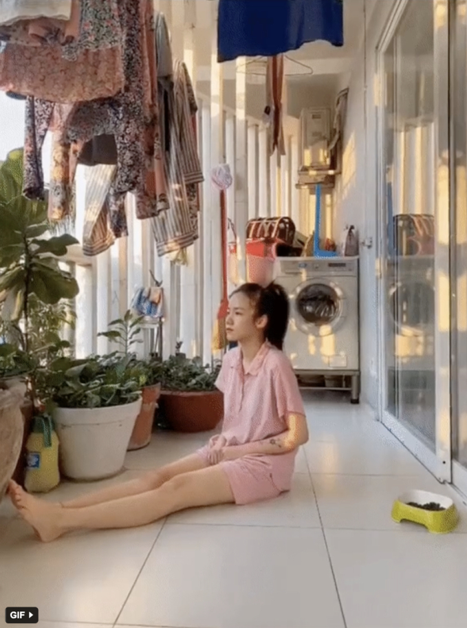 Soi căn hộ ở Hà Nội của Phương Ly: Thiết kế mộc mạc và truyền thống, trái ngược với tính cách của nữ chủ nhân-18