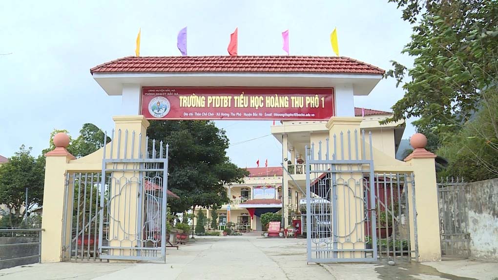Lãnh đạo Sở GD&ĐT Lào Cai: Học sinh ăn cơm chan canh mỳ tôm là có thật-1