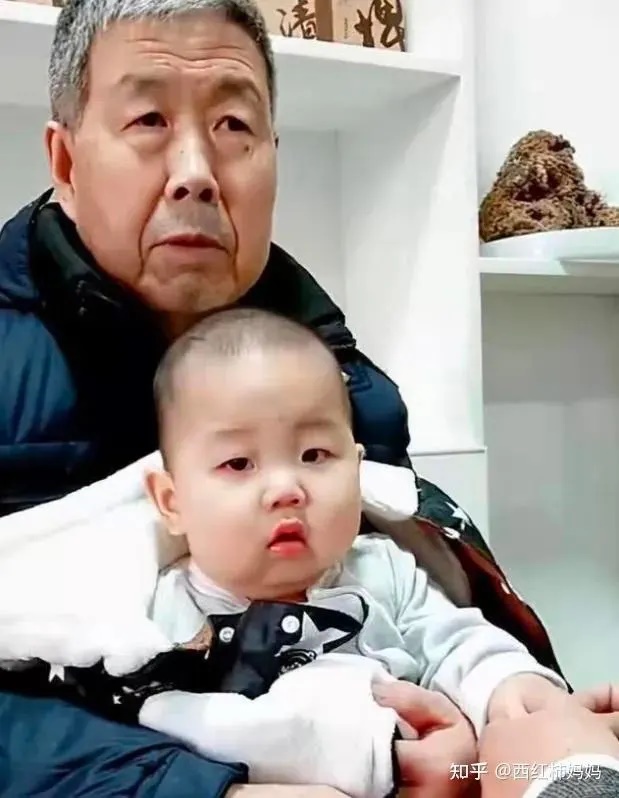 Con trai càng lớn càng giống ông nội, cha bí mật đi làm xét nghiệm ADN: Kết quả trả về, gia đình tan vỡ-1