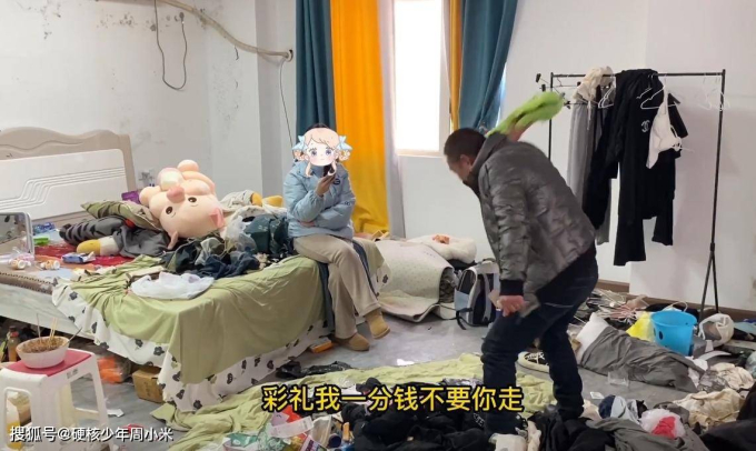 Mới cưới vài tháng, chồng đòi ly hôn vì vợ sống như công chúa, cảnh tượng bừa bộn như đống rác trong nhà khiến dân mạng ủng hộ chia tay-3