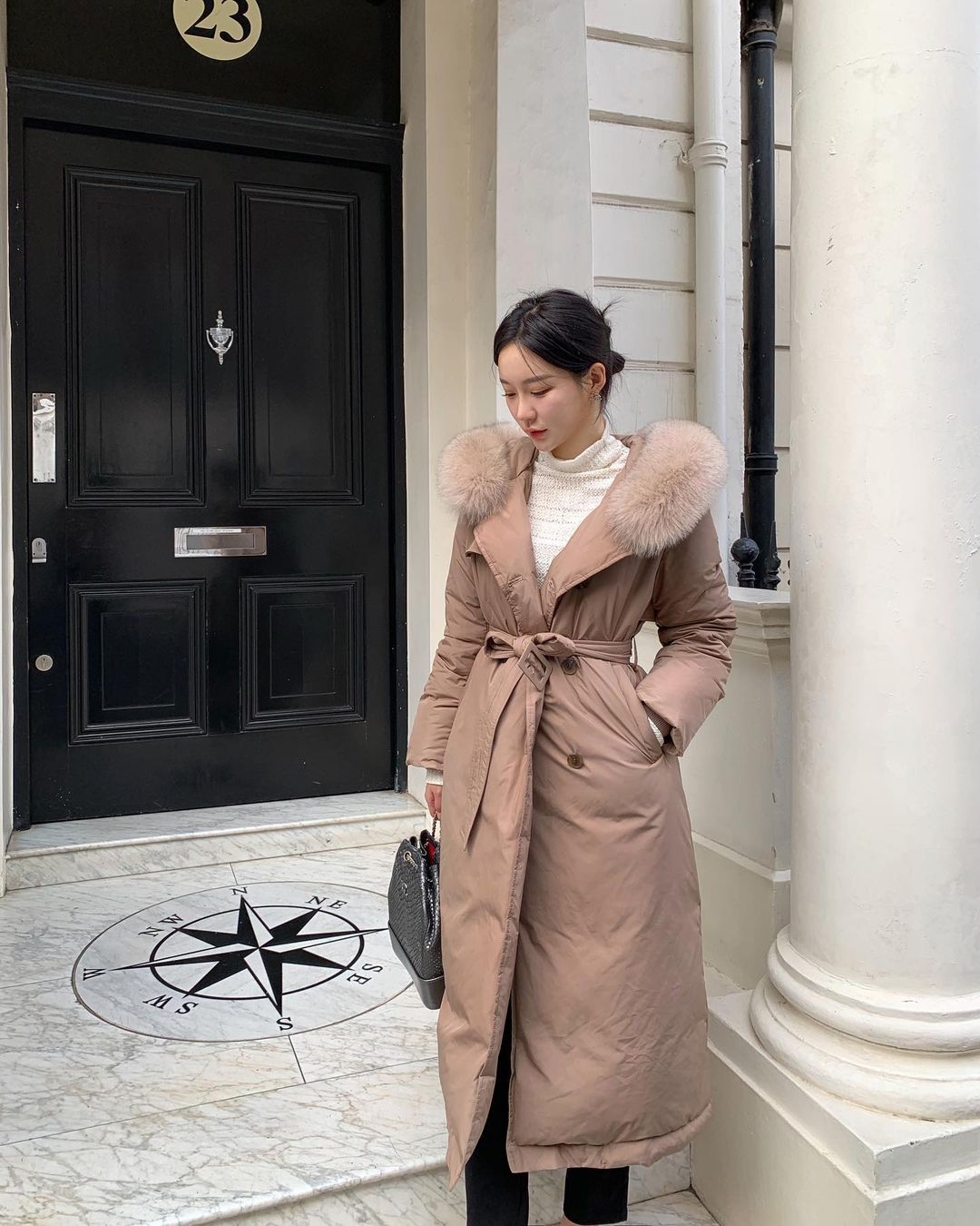 Những cách diện áo phao ấm áp và tôn dáng cho mùa lạnh-8