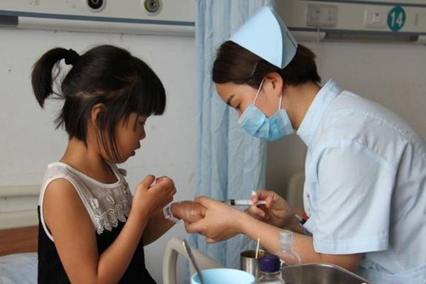 Em gái Cẩm Ly đã giàu sụ còn dạy con đỉnh: Con không chỉ ngoan mà còn giỏi, vừa đỗ ĐH danh tiếng có tỷ lệ trúng tuyển chỉ 3,73%-3