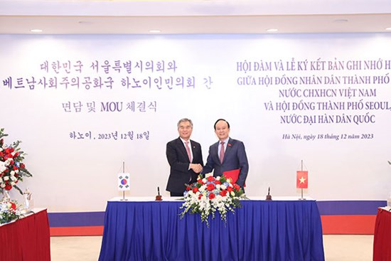 HĐND thành phố Hà Nội và Hội đồng Thành phố Seoul (Hàn Quốc) ký kết Bản ghi nhớ hợp tác