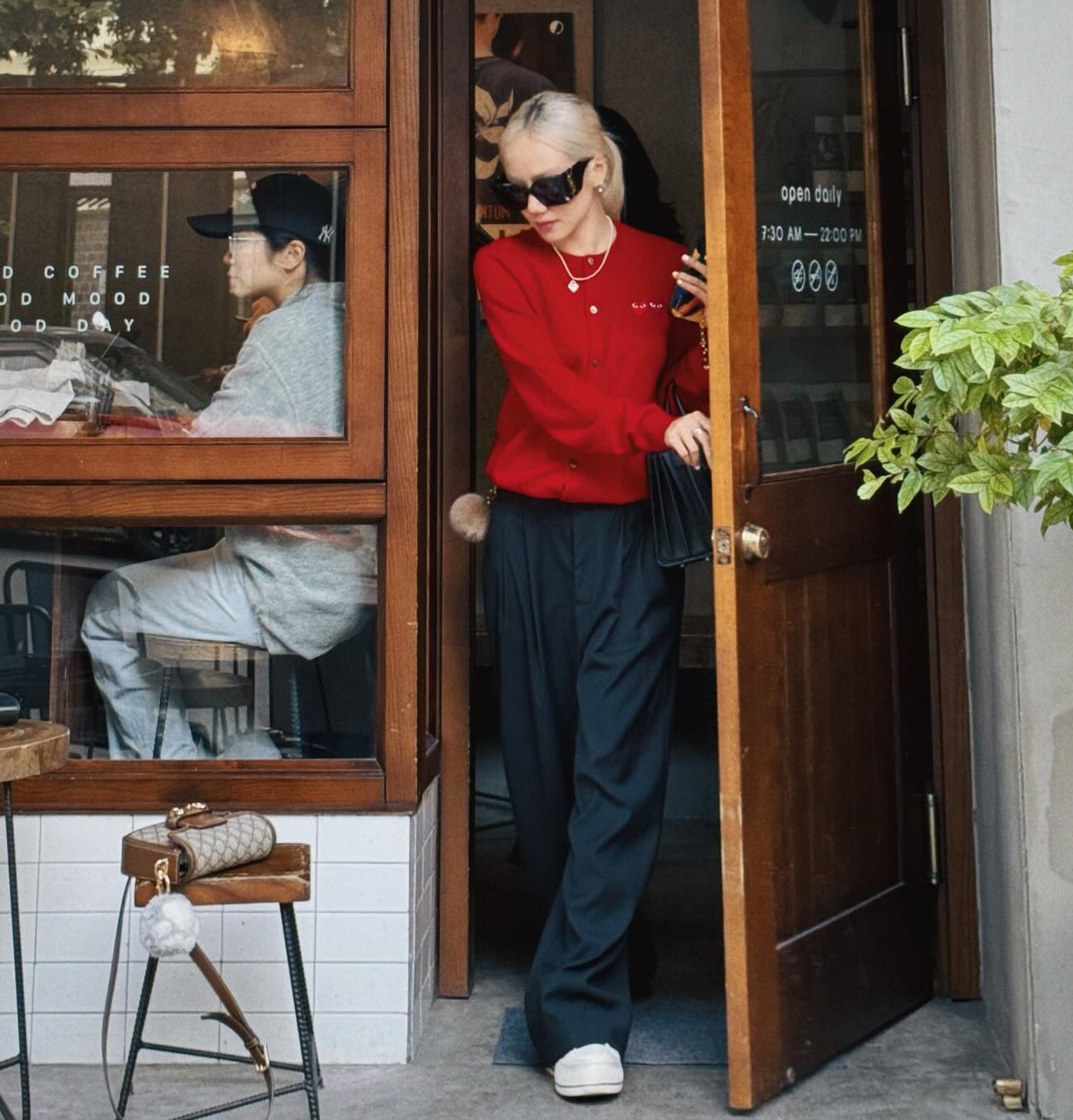 Phương Ly gợi ý 10 cách diện quần ống rộng trẻ trung mà vẫn phù hợp với tuổi ngoài 30-1