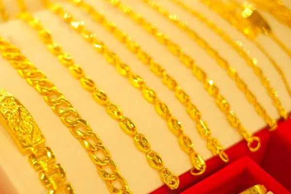 Giá vàng hôm nay 20/12/2023: Tăng bốc đầu, vàng SJC lập kỷ lục 75,3 triệu đồng-2