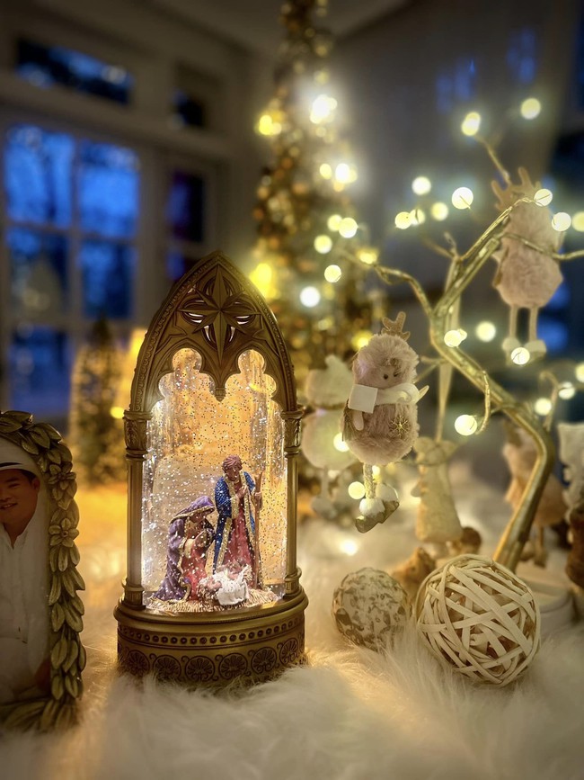 Biệt thự của cựu người mẫu Thúy Hạnh lung linh đón Noel-11