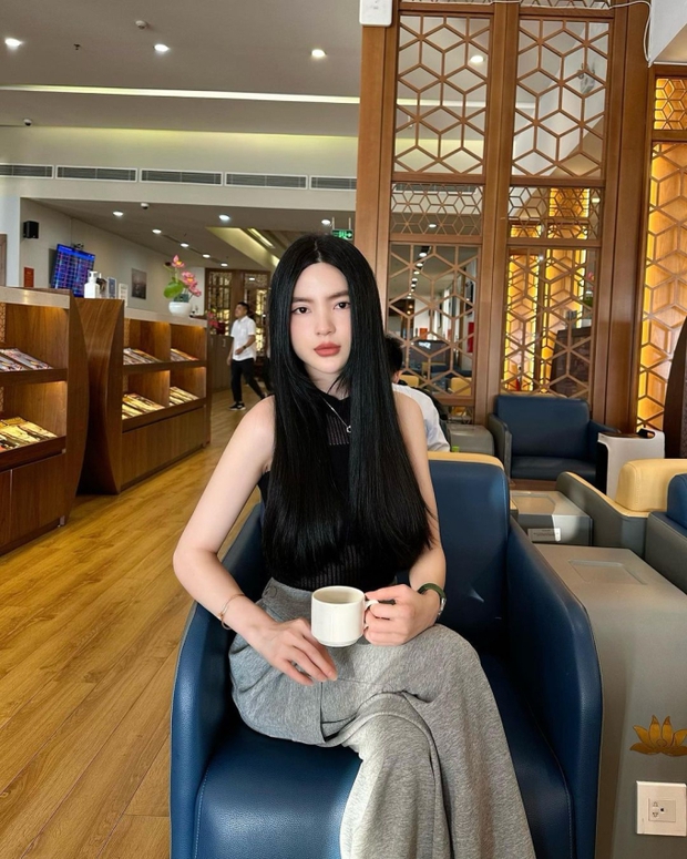 Cận cảnh nhan sắc Chu Thanh Huyền trong ngày dạm ngõ, vừa thấy nhà Quang Hải xuất hiện đã có hành động chuẩn con dâu khéo léo-3