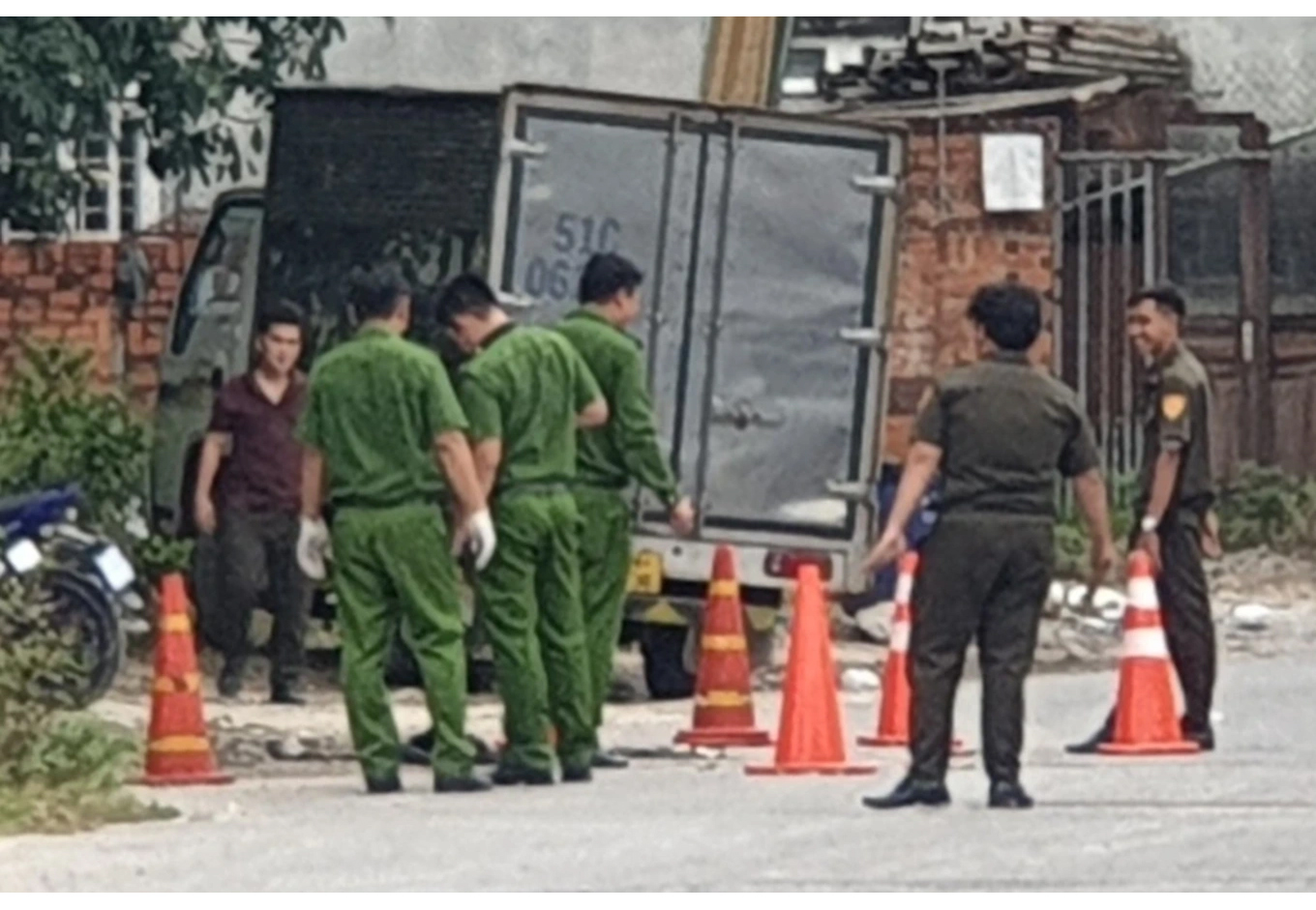 Vụ người đàn ông bốc cháy: Nạn nhân điện thoại nói cha bán xe trả nợ-1