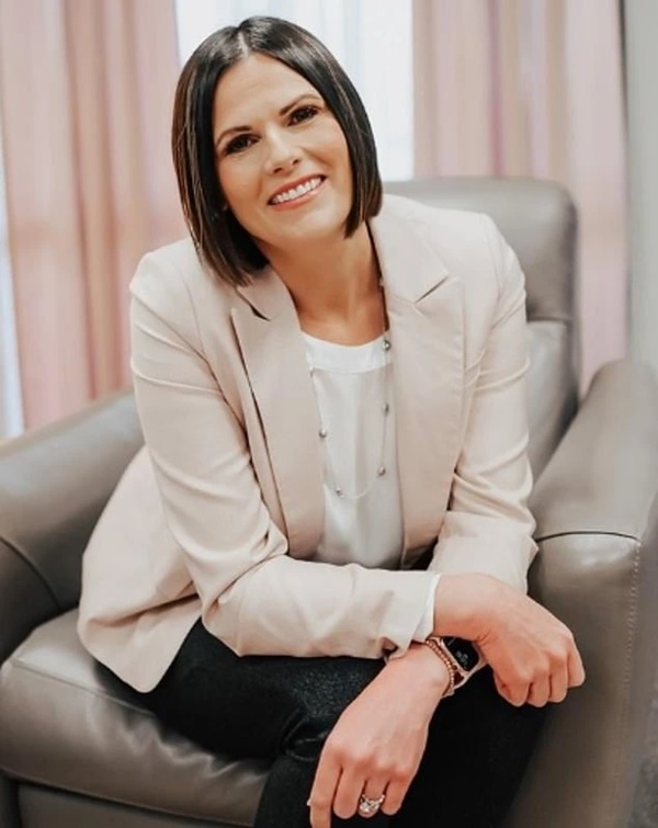 Góc khuất sau việc cắt thắng lưỡi cho bé sơ sinh: Từ thủ thuật nhỏ giúp trẻ bú mẹ thành món lợi cho những người lợi dụng lòng tin-3