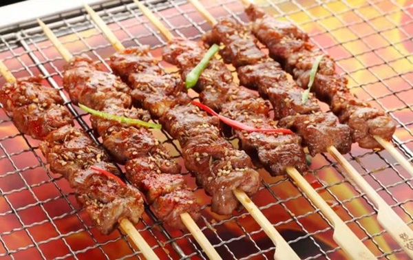 Ăn thường xuyên 5 loại thực phẩm nhiều người cực mê dễ kết sỏi trong người-2