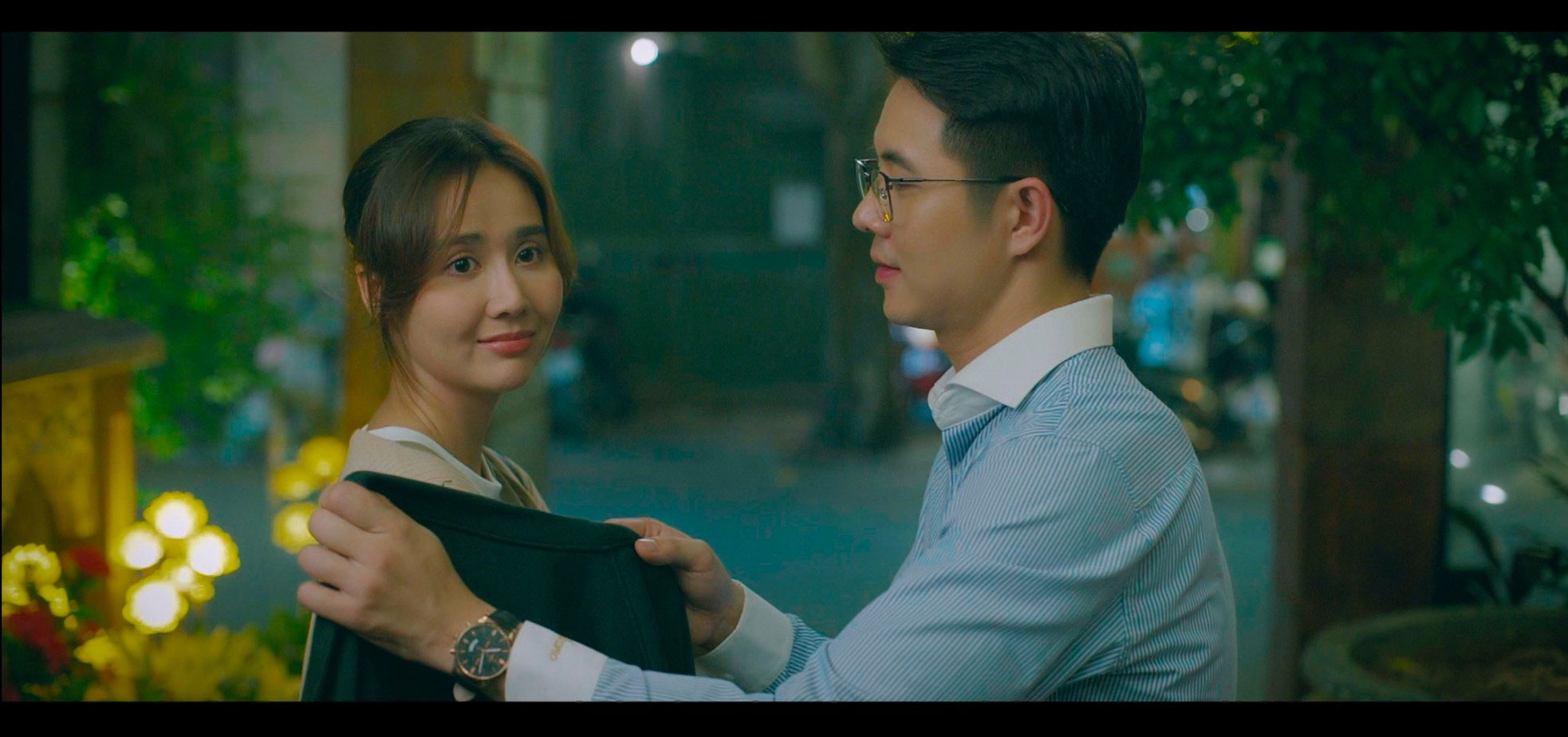 Khán giả đòi bỏ xem phim vì Huyền Lizzie cười nhếch mép, phồng miệng quá nhiều-2