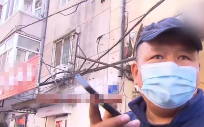 Bỏ vợ con chạy theo nhân tình, 11 năm sau người đàn ông quay về đưa ra yêu cầu quá đáng-1