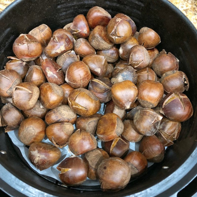 Mùa đông đến rồi mà chưa biết cách làm hạt dẻ nướng thì công thức này sẽ là cứu tinh” của bạn-4