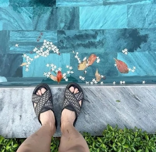 Chị đẹp Lệ Quyên gây choáng khi tiết lộ ngóc ngách trong không gian lộng lẫy đón Noel ở biệt thự bề thế-13