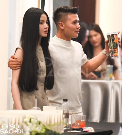 Biến cố của Chu Thanh Huyền trước khi lấy chồng: Cách Quang Hải ứng xử trong vụ chấn động nhất chứng minh cả 2 sẽ nắm chặt tay-1