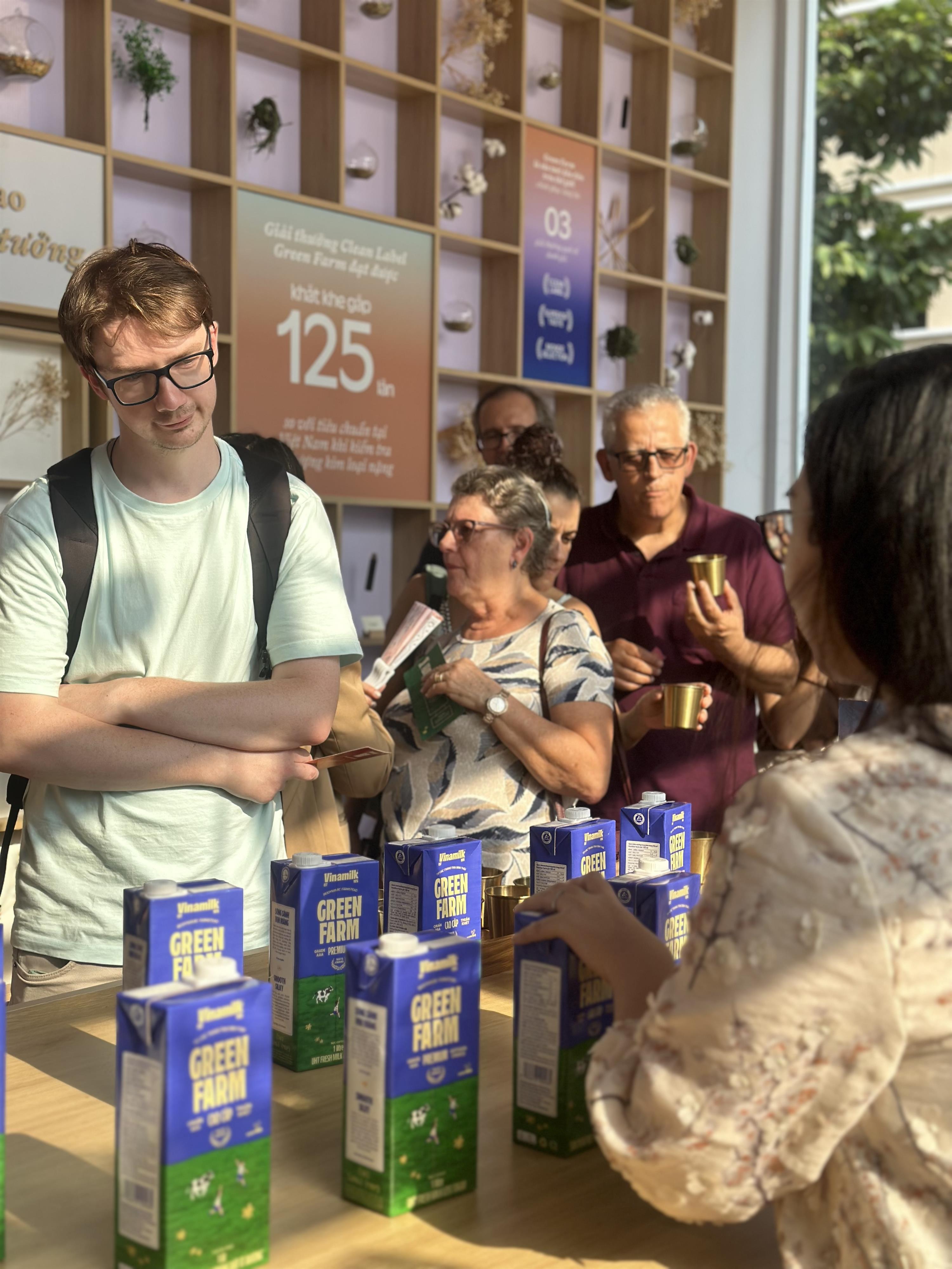 Hà Nội, TP.HCM: Bùng nổ trải nghiệm đẳng cấp Vinamilk Chu du miền vị giác-4