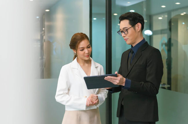 Hóa ra khi ở bên ngoài, vợ tôi lại quyến rũ đến thế!-1