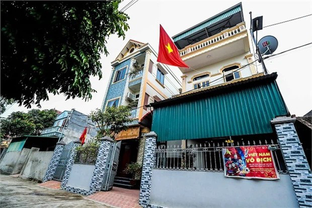 Sau lễ dạm ngõ kín tiếng, nhà Chu Thanh Huyền  - vợ sắp cưới của cầu thủ Quang Hải lập tức lọt top tìm kiếm-7