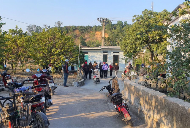 Vụ sát hại người phụ nữ giao gas, phi tang: Nghi phạm thực nghiệm tại hiện trường-4