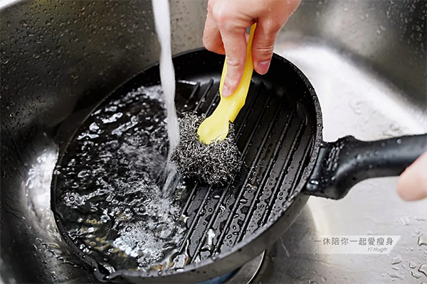 Mua hạt dẻ cười nên chọn loại vỏ vàng hay vỏ trắng?-4