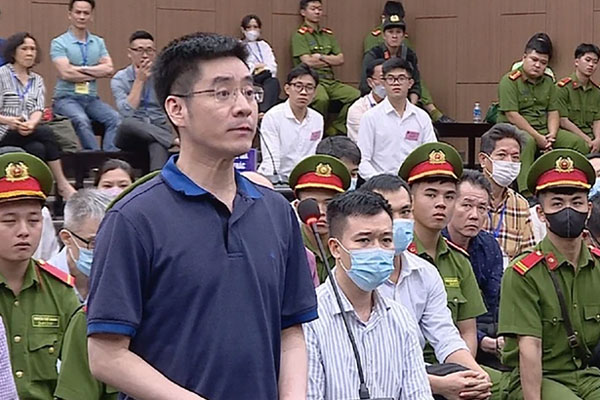 Cựu điều tra viên Hoàng Văn Hưng bất ngờ nhận tội, nộp lại 18,8 tỉ đồng, xin giảm nhẹ hình phạt-1