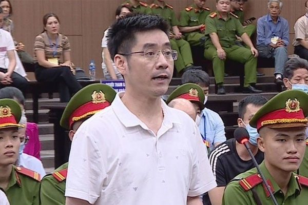 Nhận tội và nộp lại 18,8 tỷ, cựu điều tra viên Hoàng Văn Hưng có được giảm án?-1