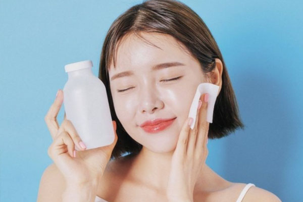 Lý do đừng quên tẩy trang trước khi đi ngủ-1