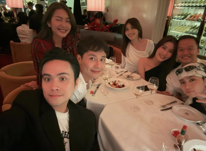 Vợ chồng Diễm My 9X lộ diện sau đám cưới tưng bừng, ai dè để lộ hint hẹn hò của 1 cặp đôi Vbiz?-1