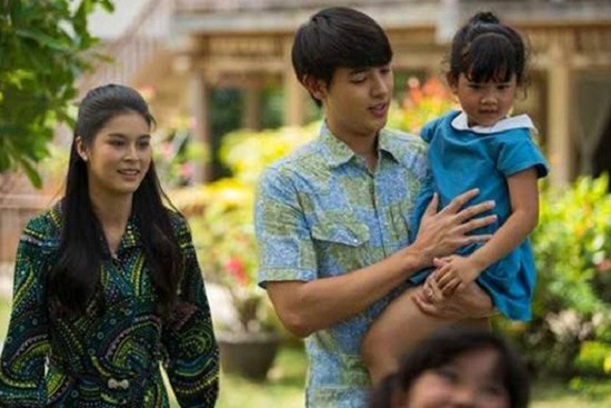 Làm tiệc đầy tháng cho con, chồng tuyên bố 2 việc trước mặt họ hàng khiến tôi nghẹn ngào