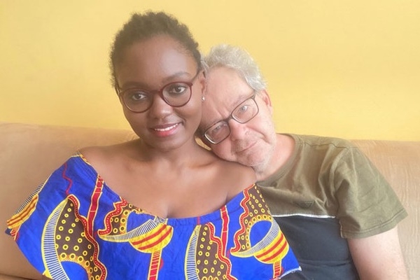 Phản ứng của người mẹ khi biết con trai và bạn thân của mình yêu nhau-3