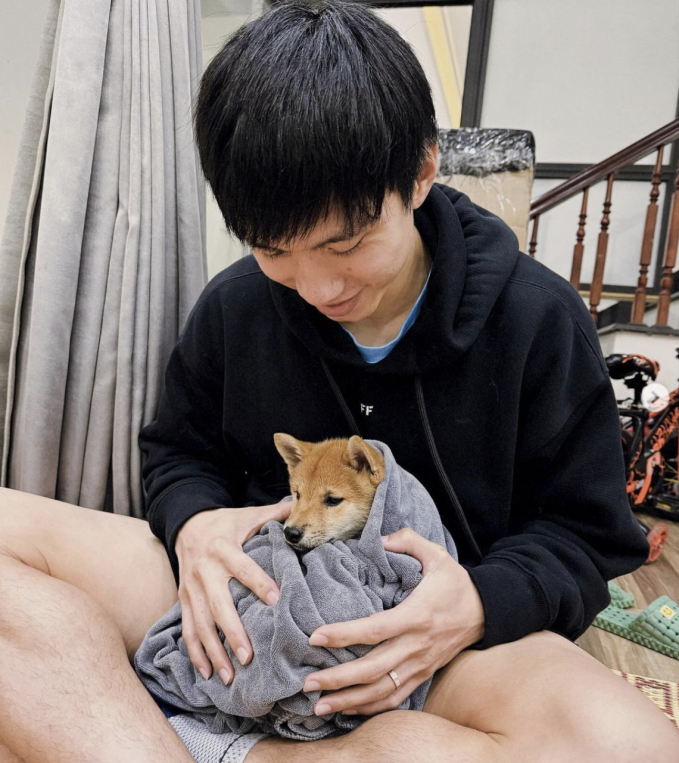 Đoàn Văn Hậu - Doãn Hải My ở nhà tân hôn: Vợ trang điểm, chồng loay hoay trong bếp, tối ngày bận chăm con-4